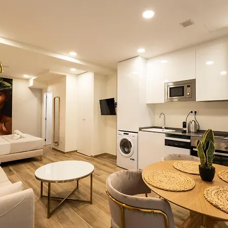 Cortes By Concept Flats Apartment